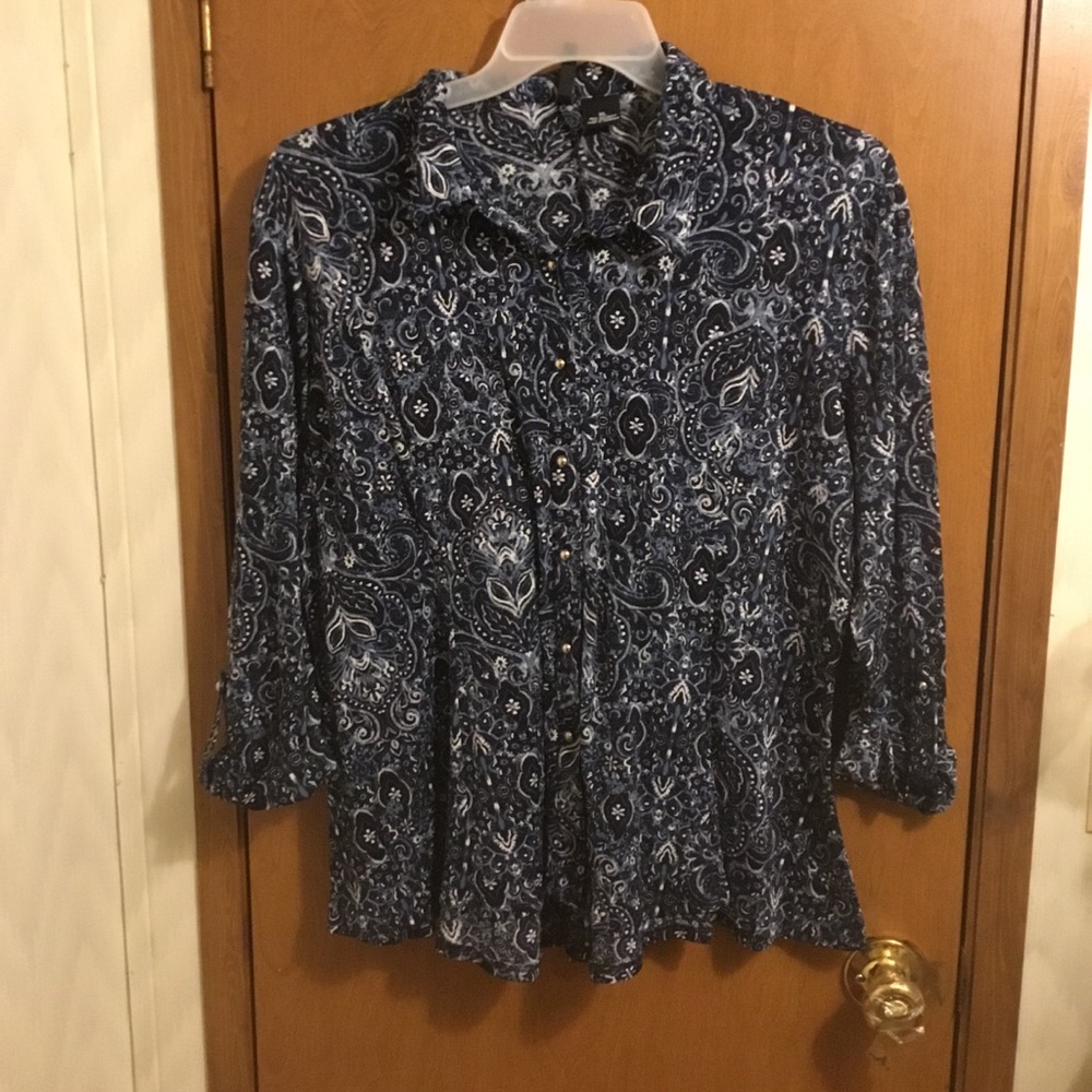 New directions Navy Blue Paisley Button-Front Shirt XL
